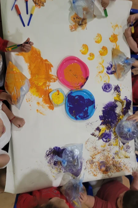 Jugamos, exploramos y aprendemos